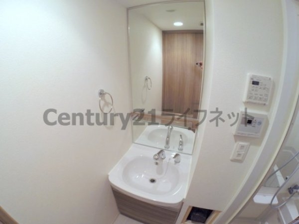 プレサンス新大阪ザシティ