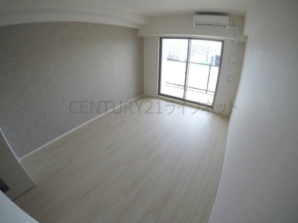 スプランディッド十三本町