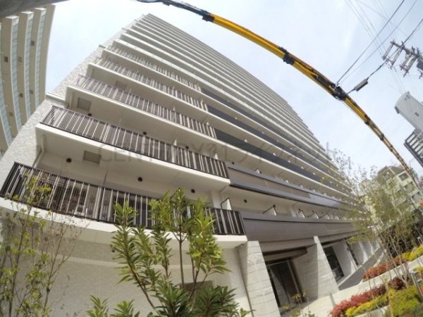 スプランディッド十三本町