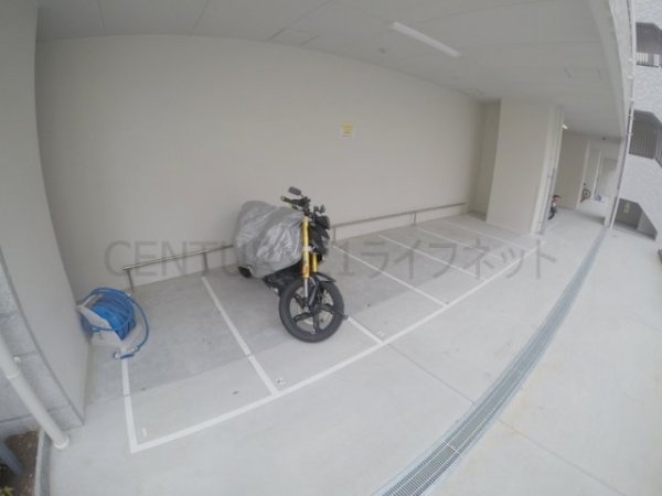 スプランディッド十三本町