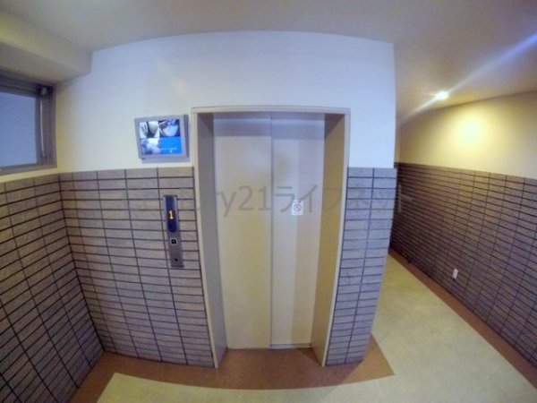 リバースクウェア103