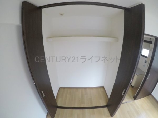 アールエンシンビル