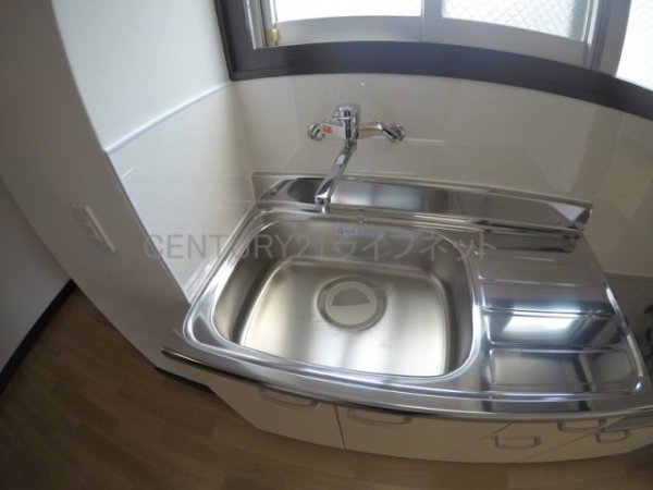 アールエンシンビル