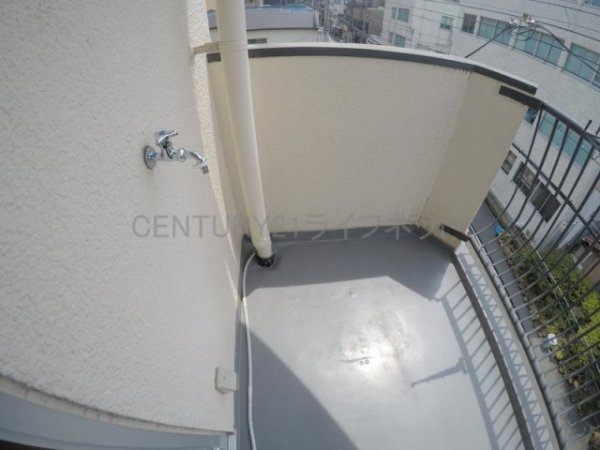 アールエンシンビル