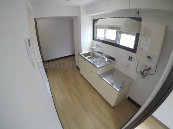 アールエンシンビル