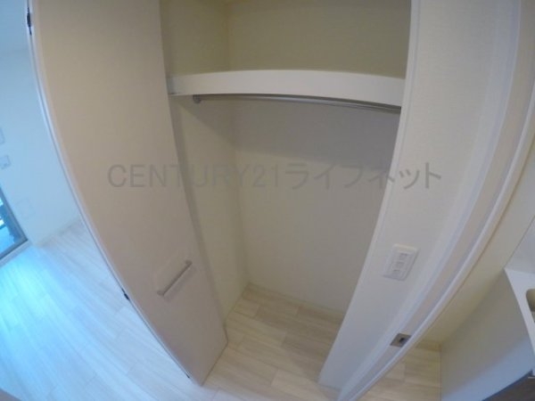 プレサンスブルーム東三国