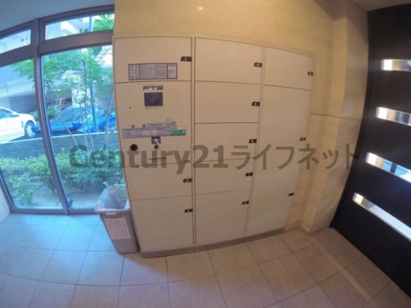 大阪市淀川区十三本町１丁目のマンション