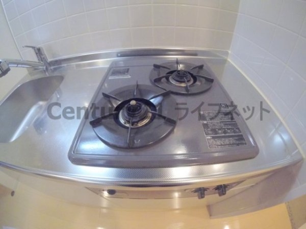 大阪市淀川区十三本町１丁目のマンション