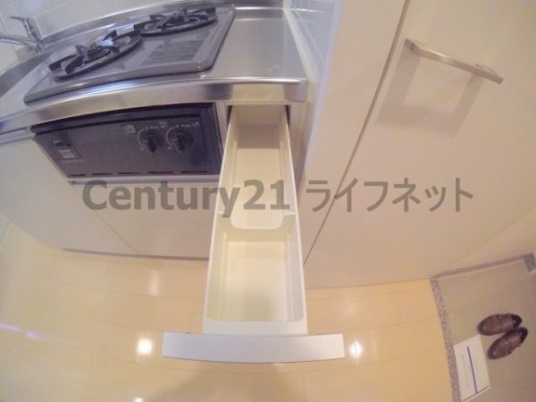 大阪市淀川区十三本町１丁目のマンション