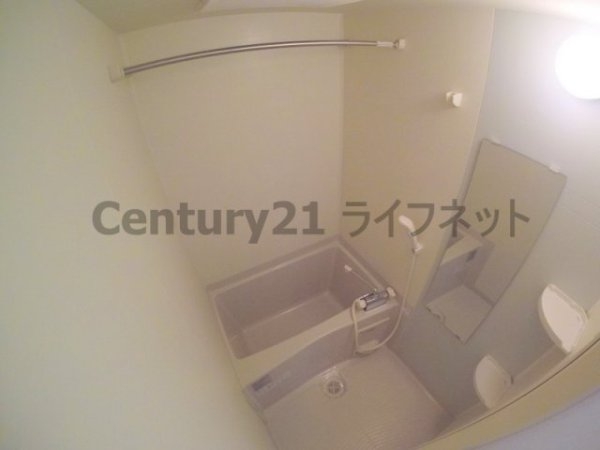 大阪市淀川区十三本町１丁目のマンション