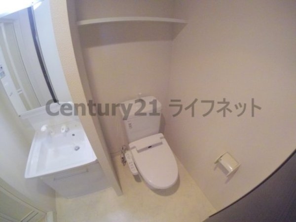 大阪市淀川区十三本町１丁目のマンション