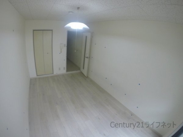 ISハイツ西中島