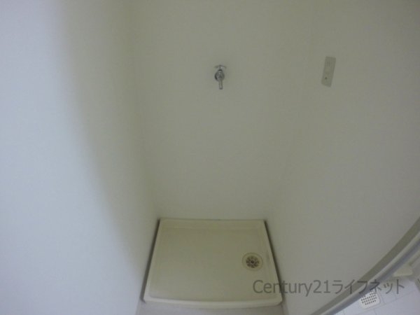 ISハイツ西中島