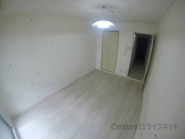 ISハイツ西中島