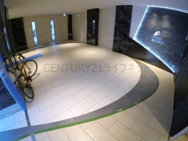 アドバンス江坂ラシュレ