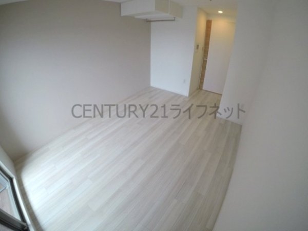 アドバンス江坂ラシュレ