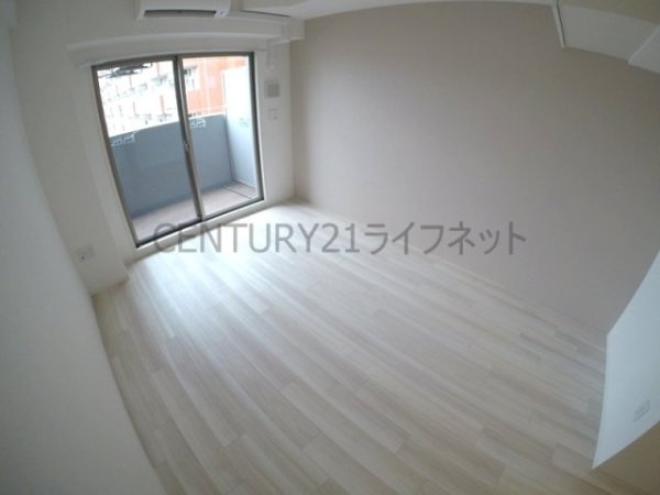 アドバンス江坂ラシュレ