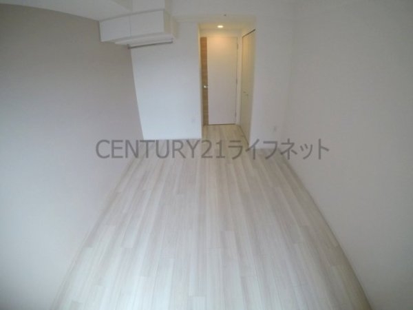 アドバンス江坂ラシュレ