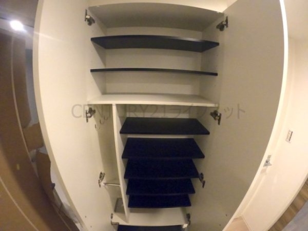 アドバンス江坂ラシュレ