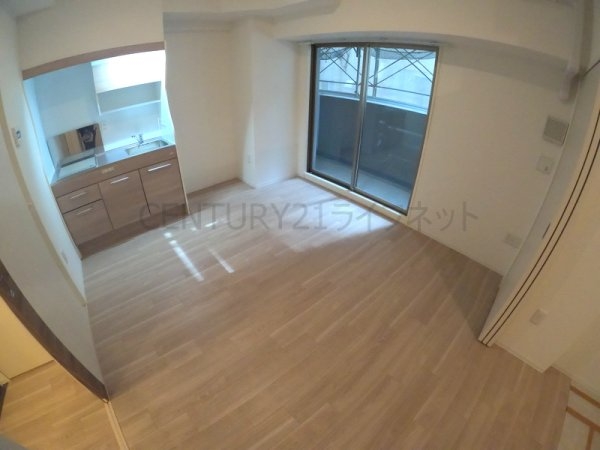 アドバンス江坂ラシュレ