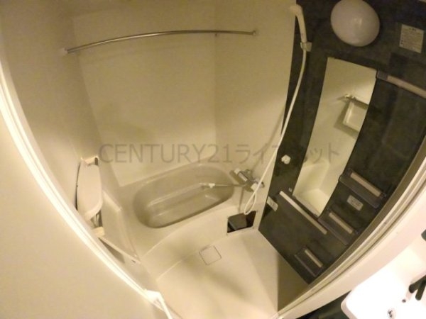 アドバンス江坂ラシュレ