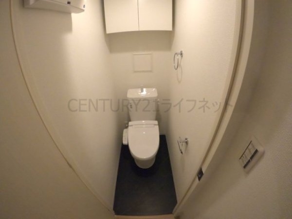 アドバンス江坂ラシュレ