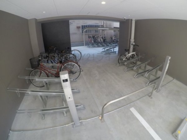 セレニテ新大阪プリエ