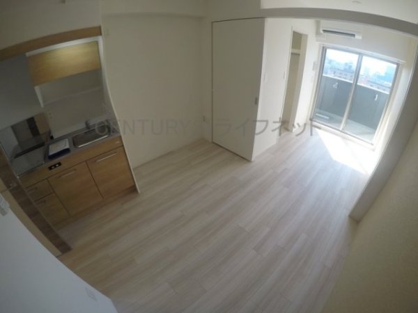 セレニテ新大阪プリエ