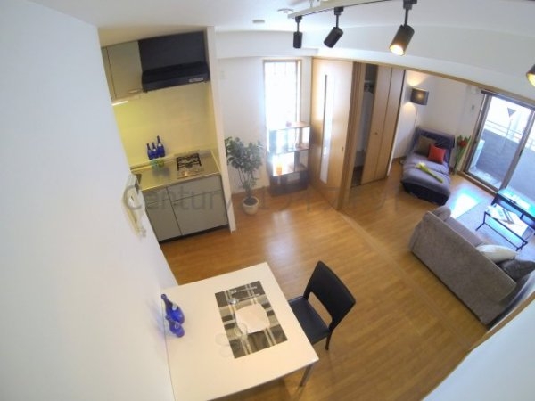 南森町プライマリーワン