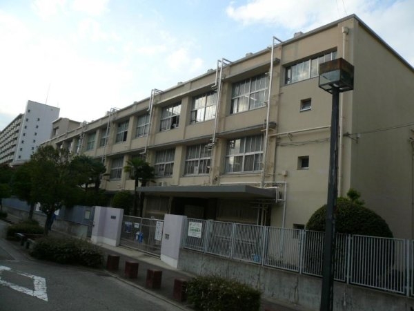 インプルーブ天六(大阪市立豊崎中学校)