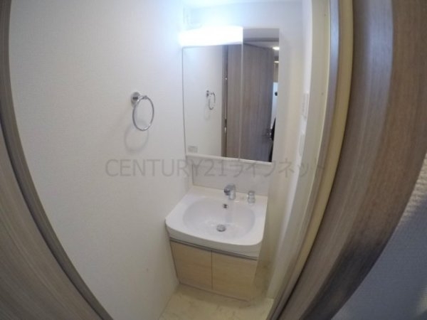 スペーシア江坂広芝町