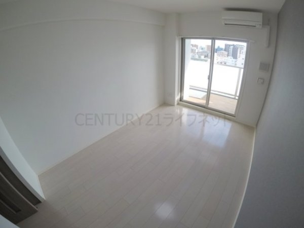 スペーシア江坂広芝町