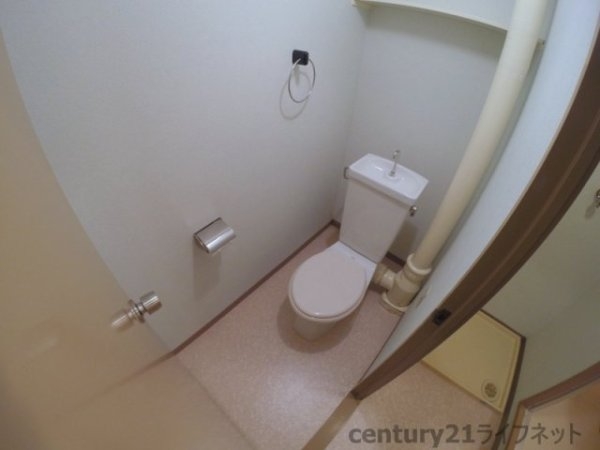 ホワイトハイツカドタ