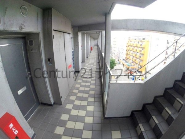 クリスタルシャトウ