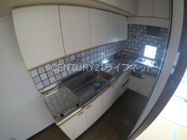 クリスタルシャトウ