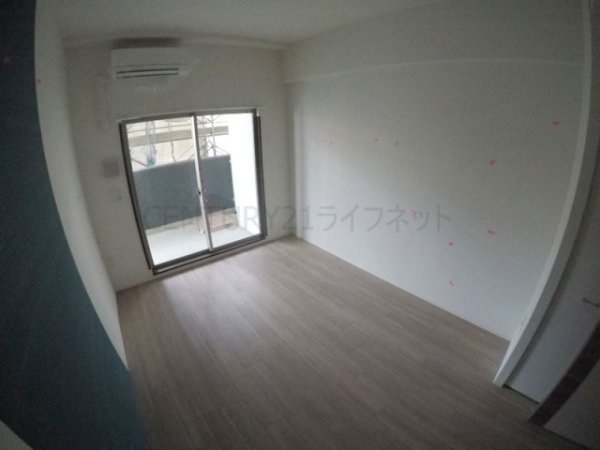 セレニテ新大阪プリエ