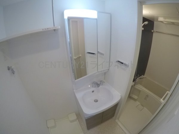 ファーストフィオーレ江坂グレイス