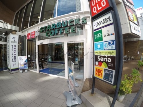 ファーストフィオーレ江坂グレイス(スターバックスコーヒー江坂オッツ店)