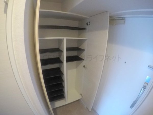 ファーストフィオーレ江坂ガーデン