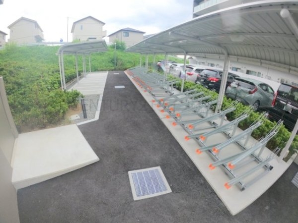 ファーストフィオーレ江坂ガーデン