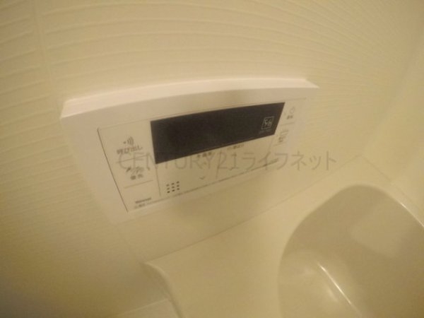 ファーストフィオーレ江坂ガーデン