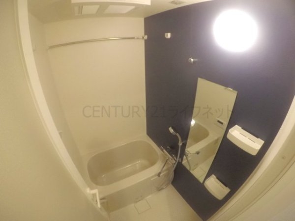 ファーストフィオーレ江坂ガーデン