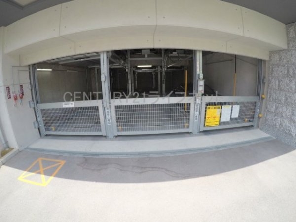 サムティ江坂レガーロ