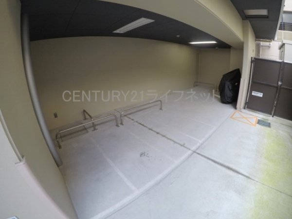 サムティ江坂レガーロ