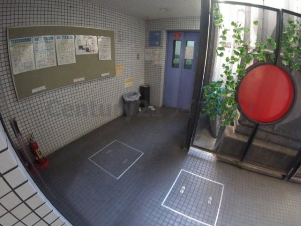 メゾン・ドゥ・レイナ1