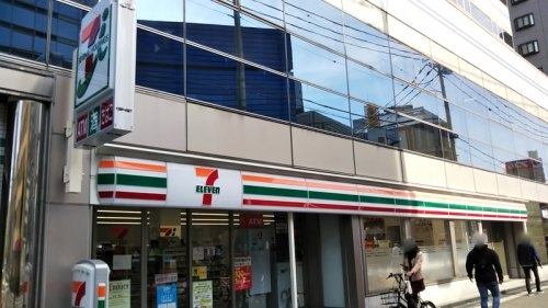 ルミエール(セブンイレブン大阪天神橋6丁目店)
