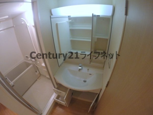 アーバンエース西中島パル