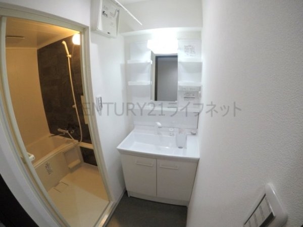 日生ロイヤルマンション十三