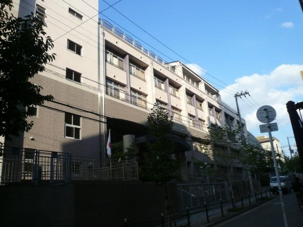 レジュールアッシュ梅田アクシア(大阪市立天満中学校)