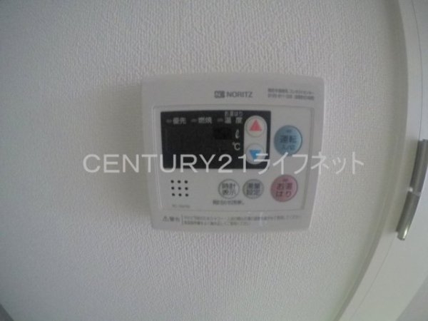 アドバンス江坂東デパール